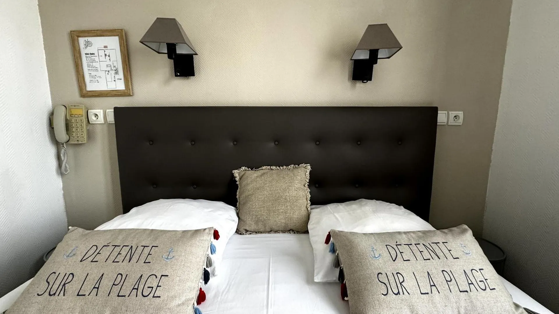 ***  L'Amiral Hotel Paris France